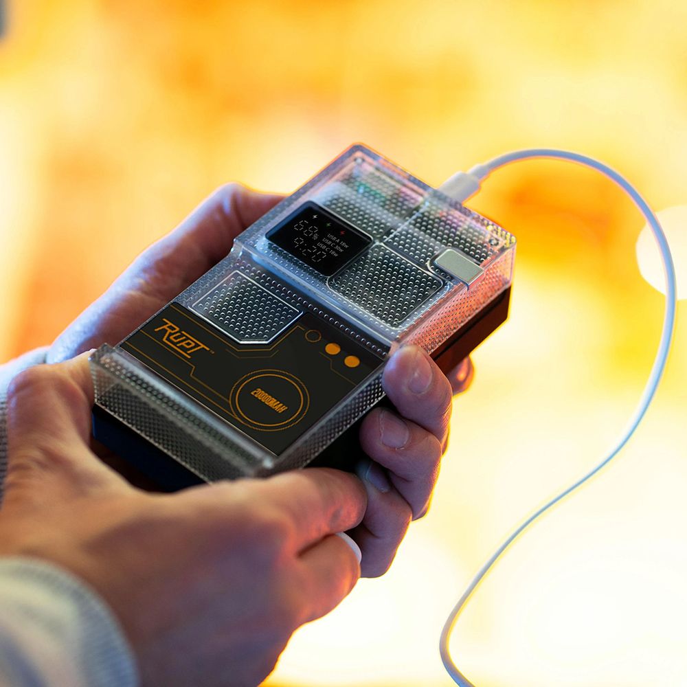 Picture of Elexa Powerbank rABS 20000mAh. 45W Charges laptop. LED Display